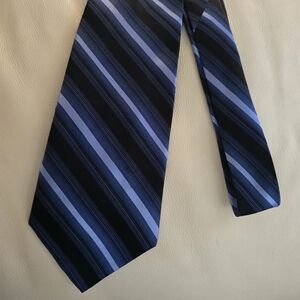 Pierre Cardin Blue Striped Men's All Silk Necktie Tie